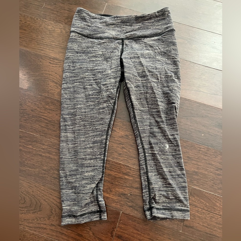 Lululemon wunderunder leggings size 6